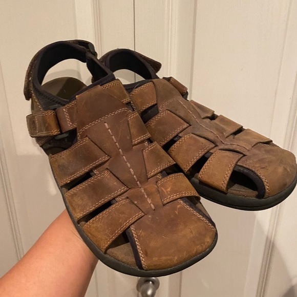 Merrell Other - EUC mens Merrell sandals